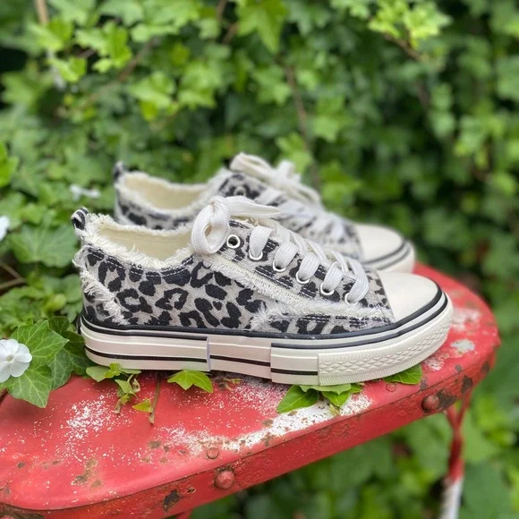 New Very G Leopard Print Dako Sneaker - Picture 4 of 6